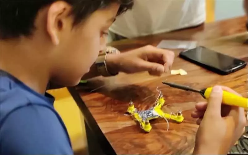 racing drones development courses at lydnow robotics in pune