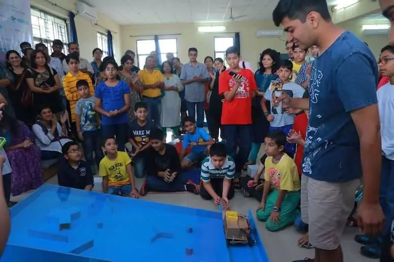 robotics for kids lydnow robotics pune reviews by parent