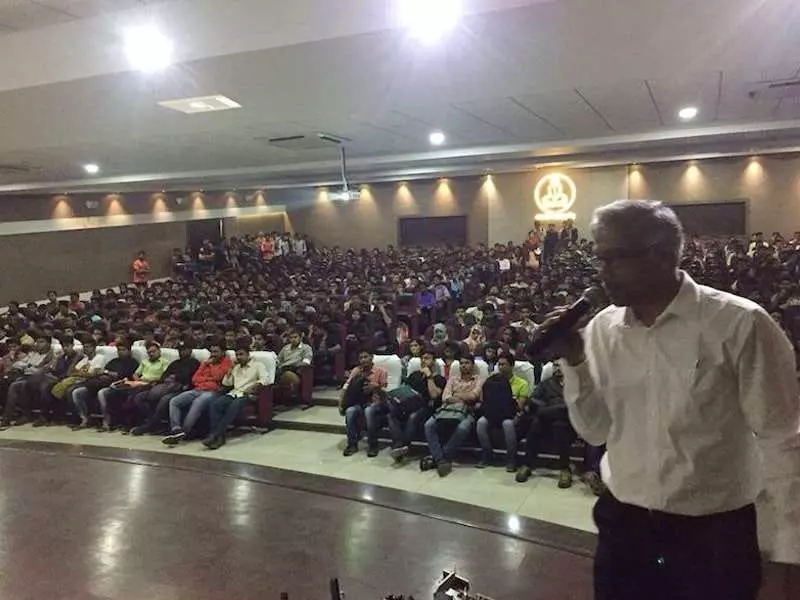 robotics for kids develop flying drones from scratch in pune