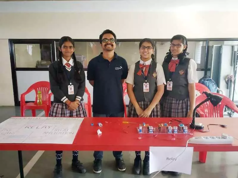 robotics classes for kids lydnow robotics pune team
