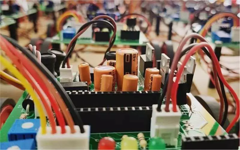 learn robofunda robotics courses in pune at lydnow robotics