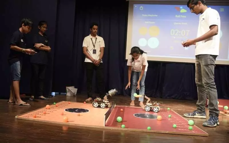 learn robopro robotics courses in pune at lydnow robotics