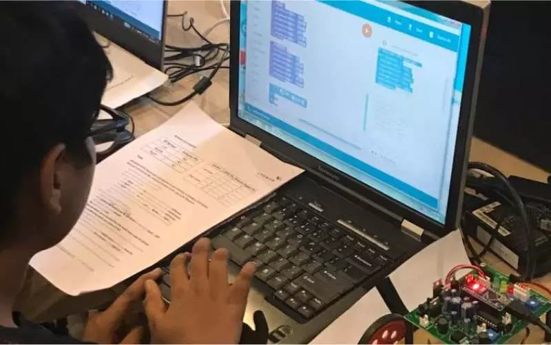 learn robotize robotics courses at lydnow robotics in pune